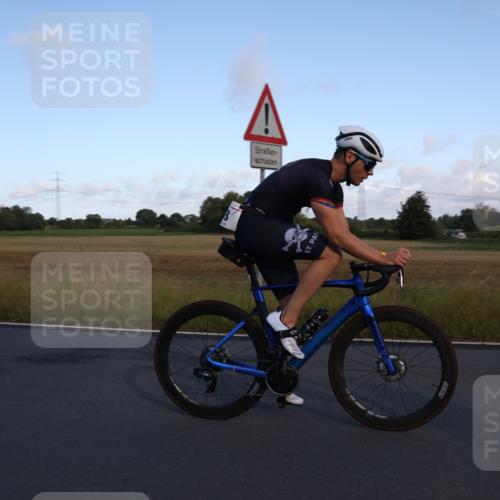 25.08.2024 - Elbe Triathlon Hamburg Fuchs,  Jonas http://msf.ph/oto/6843249 25.08.2024 09:00:30 Radfahren 119, 88, 163, 118 meine-sportfotos.de