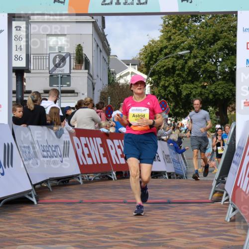 25.08.2024 - 20. Blankeneser Heldenlauf Strokosch-Dieckow http://msf.ph/oto/6843297 25.08.2024 10:32:13 Ziel 6324 meine-sportfotos.de