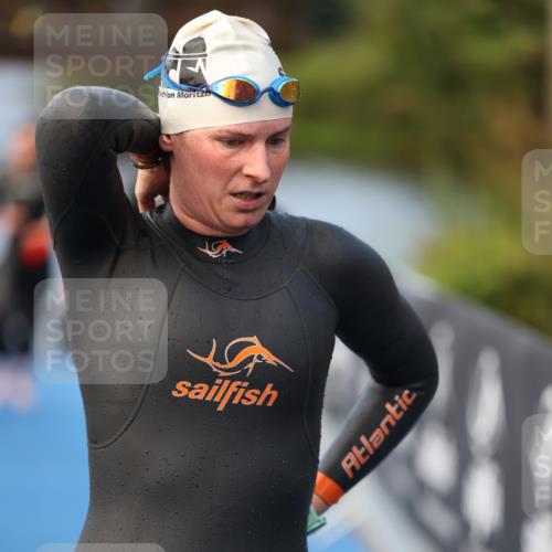 25.08.2024 - Elbe Triathlon Hamburg H.Heesch http://msf.ph/oto/6843324 25.08.2024 08:46:15 Schwimmen 123, 131, 138, 149, 154, 160, 179, 184 meine-sportfotos.de
