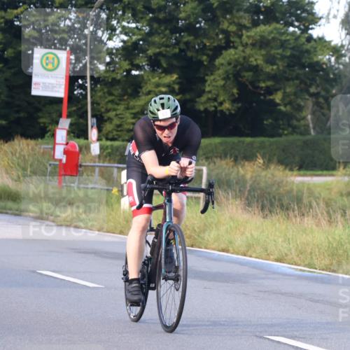 25.08.2024 - Elbe Triathlon Hamburg Fuchs,  Jonas http://msf.ph/oto/6843348 25.08.2024 09:00:40 Radfahren 163, 118, 63 meine-sportfotos.de