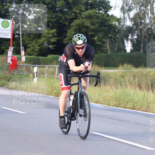 25.08.2024 - Elbe Triathlon Hamburg Fuchs,  Jonas http://msf.ph/oto/6843354 25.08.2024 09:00:40 Radfahren 163, 118, 63 meine-sportfotos.de