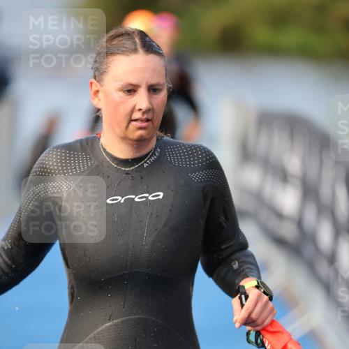 25.08.2024 - Elbe Triathlon Hamburg H.Heesch http://msf.ph/oto/6843537 25.08.2024 08:46:21 Schwimmen 113, 123, 131, 138, 149, 150, 154, 160, 179, 184 meine-sportfotos.de