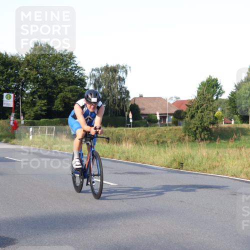 25.08.2024 - Elbe Triathlon Hamburg Fuchs,  Jonas http://msf.ph/oto/6843653 25.08.2024 09:01:30 Radfahren 85, 173, 72 meine-sportfotos.de