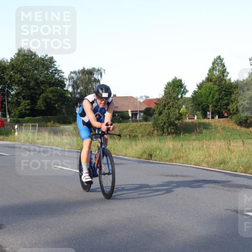 25.08.2024 - Elbe Triathlon Hamburg Fuchs,  Jonas http://msf.ph/oto/6843657 25.08.2024 09:01:30 Radfahren 85, 173, 72 meine-sportfotos.de
