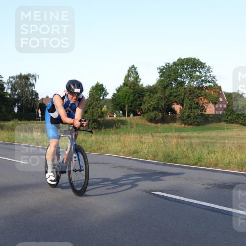 25.08.2024 - Elbe Triathlon Hamburg Fuchs,  Jonas http://msf.ph/oto/6843663 25.08.2024 09:01:30 Radfahren 85, 173, 72 meine-sportfotos.de