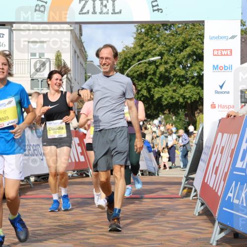 25.08.2024 - 20. Blankeneser Heldenlauf Strokosch-Dieckow http://msf.ph/oto/6843726 25.08.2024 10:32:20 Ziel 6039, 6274, 6275, 6324, 6524, 6525 meine-sportfotos.de