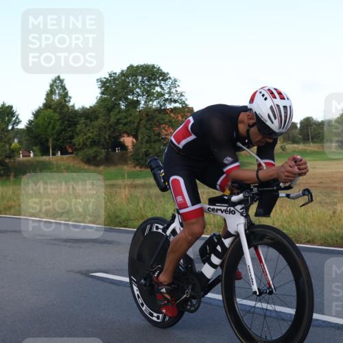 25.08.2024 - Elbe Triathlon Hamburg Fuchs,  Jonas http://msf.ph/oto/6843845 25.08.2024 09:01:46 Radfahren 67, 66, 59 meine-sportfotos.de
