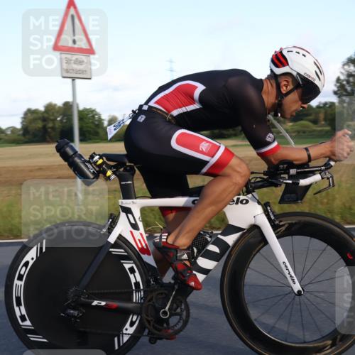 25.08.2024 - Elbe Triathlon Hamburg Fuchs,  Jonas http://msf.ph/oto/6843862 25.08.2024 09:01:46 Radfahren 67, 66, 59 meine-sportfotos.de