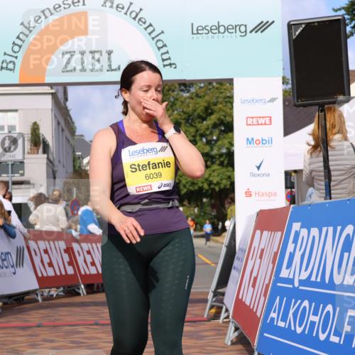 25.08.2024 - 20. Blankeneser Heldenlauf Strokosch-Dieckow http://msf.ph/oto/6843885 25.08.2024 10:32:25 Ziel 6039, 6274, 6275, 6524, 6525 meine-sportfotos.de