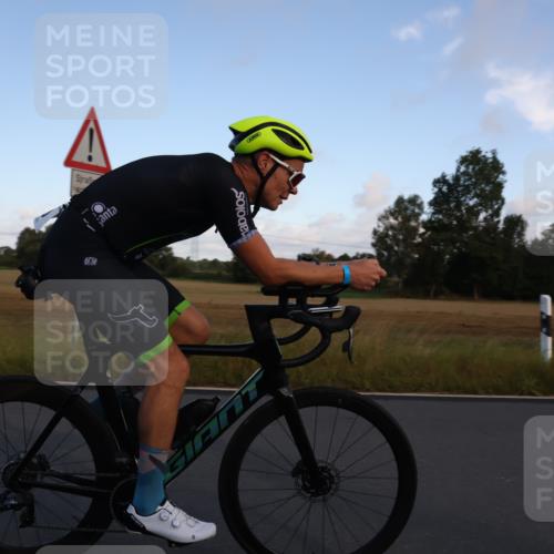 25.08.2024 - Elbe Triathlon Hamburg Fuchs,  Jonas http://msf.ph/oto/6844000 25.08.2024 09:01:59 Radfahren 330, 207 meine-sportfotos.de