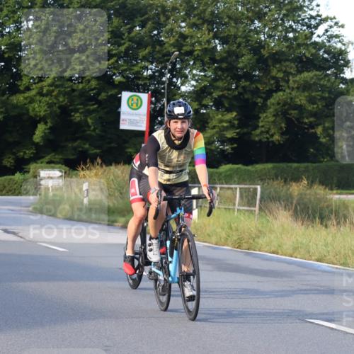 25.08.2024 - Elbe Triathlon Hamburg Fuchs,  Jonas http://msf.ph/oto/6844063 25.08.2024 09:02:15 Radfahren 239, 155 meine-sportfotos.de