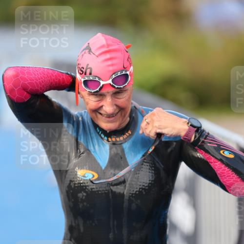 25.08.2024 - Elbe Triathlon Hamburg H.Heesch http://msf.ph/oto/6844217 25.08.2024 08:46:40 Schwimmen 113, 131, 138, 147, 150, 179, 198 meine-sportfotos.de
