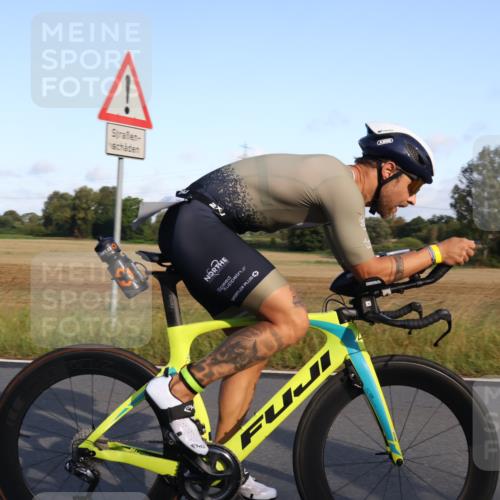 25.08.2024 - Elbe Triathlon Hamburg Fuchs,  Jonas http://msf.ph/oto/6844222 25.08.2024 09:02:41 Radfahren 101 meine-sportfotos.de