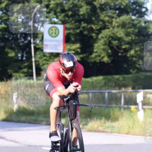 25.08.2024 - Elbe Triathlon Hamburg Fuchs,  Jonas http://msf.ph/oto/6844225 25.08.2024 09:03:14 Radfahren 82 meine-sportfotos.de