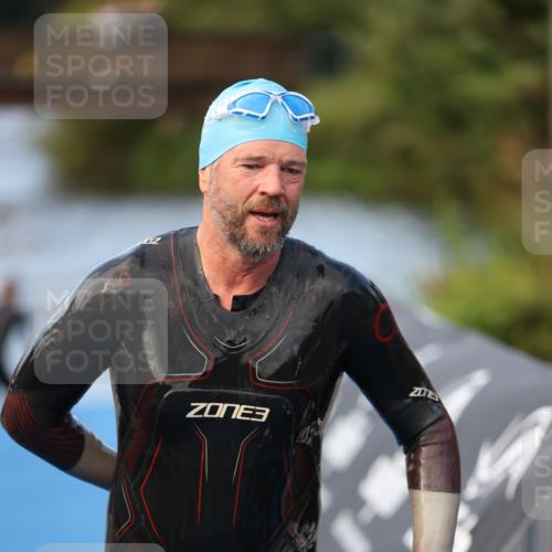 25.08.2024 - Elbe Triathlon Hamburg H.Heesch http://msf.ph/oto/6844331 25.08.2024 08:46:47 Schwimmen 113, 146, 147, 150, 198 meine-sportfotos.de