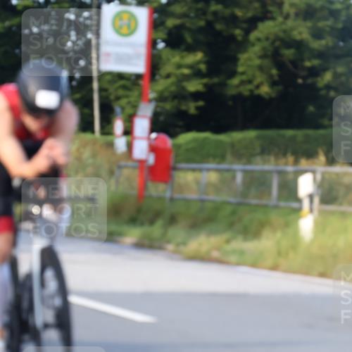25.08.2024 - Elbe Triathlon Hamburg Fuchs,  Jonas http://msf.ph/oto/6844332 25.08.2024 09:03:35 Radfahren 68, 78 meine-sportfotos.de