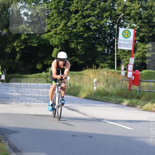 25.08.2024 - Elbe Triathlon Hamburg Fuchs,  Jonas http://msf.ph/oto/6844381 25.08.2024 09:03:41 Radfahren 78, 156, 229, 107 meine-sportfotos.de