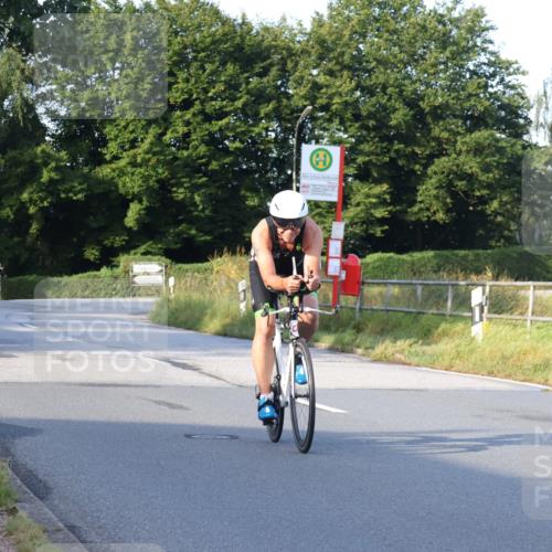 25.08.2024 - Elbe Triathlon Hamburg Fuchs,  Jonas http://msf.ph/oto/6844403 25.08.2024 09:03:42 Radfahren 156, 229, 107 meine-sportfotos.de