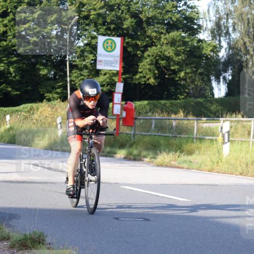 25.08.2024 - Elbe Triathlon Hamburg Fuchs,  Jonas http://msf.ph/oto/6844794 25.08.2024 09:04:46 Radfahren 187 meine-sportfotos.de