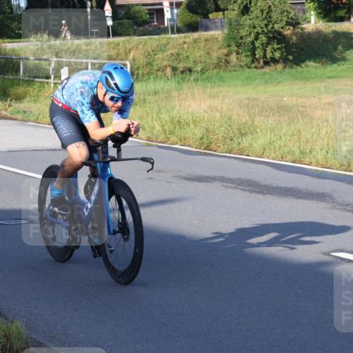 25.08.2024 - Elbe Triathlon Hamburg Fuchs,  Jonas http://msf.ph/oto/6844918 25.08.2024 09:05:17 Radfahren 71 meine-sportfotos.de