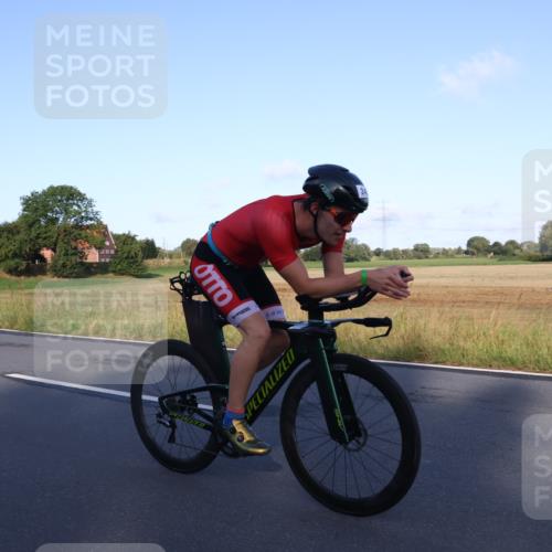 25.08.2024 - Elbe Triathlon Hamburg Fuchs,  Jonas http://msf.ph/oto/6844968 25.08.2024 09:05:35 Radfahren 242, 263, 232 meine-sportfotos.de