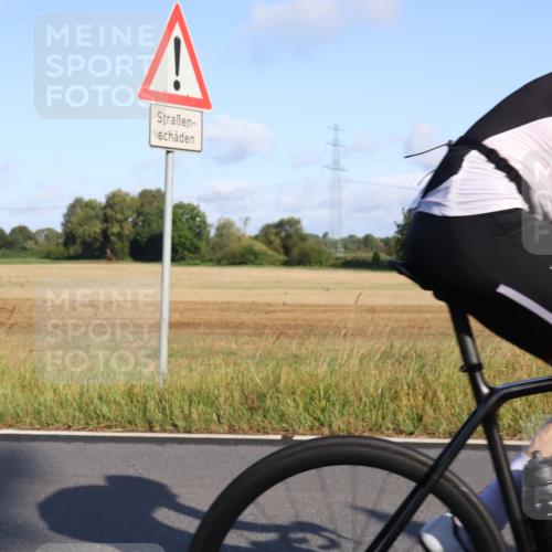 25.08.2024 - Elbe Triathlon Hamburg Fuchs,  Jonas http://msf.ph/oto/6845047 25.08.2024 09:05:42 Radfahren 263, 232 meine-sportfotos.de