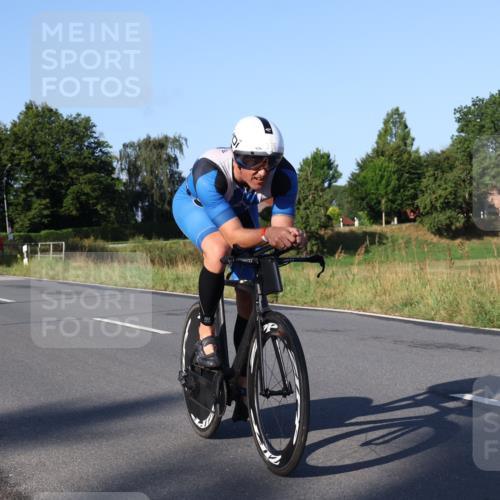 25.08.2024 - Elbe Triathlon Hamburg Fuchs,  Jonas http://msf.ph/oto/6845235 25.08.2024 09:06:04 Radfahren 50, 176 meine-sportfotos.de