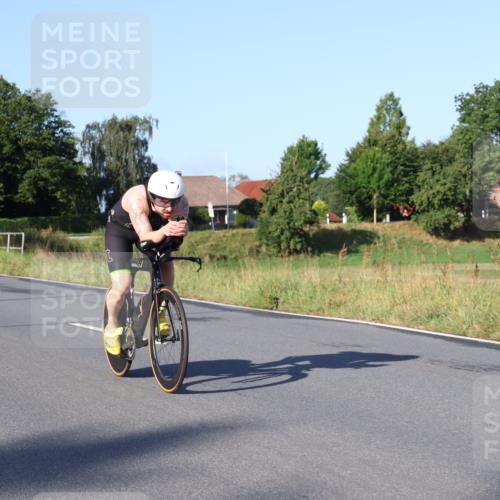 25.08.2024 - Elbe Triathlon Hamburg Fuchs,  Jonas http://msf.ph/oto/6845348 25.08.2024 09:06:30 Radfahren 38, 40 meine-sportfotos.de