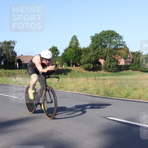25.08.2024 - Elbe Triathlon Hamburg Fuchs,  Jonas http://msf.ph/oto/6845354 25.08.2024 09:06:30 Radfahren 38, 40 meine-sportfotos.de