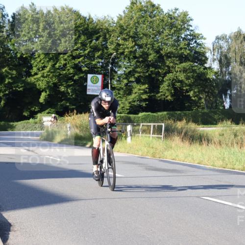 25.08.2024 - Elbe Triathlon Hamburg Fuchs,  Jonas http://msf.ph/oto/6845403 25.08.2024 09:06:35 Radfahren 38, 40, 62 meine-sportfotos.de