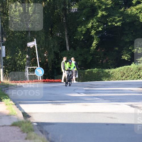 25.08.2024 - Elbe Triathlon Hamburg Fuchs,  Jonas http://msf.ph/oto/6845786 25.08.2024 09:07:13 Radfahren 313, 245, 190 meine-sportfotos.de