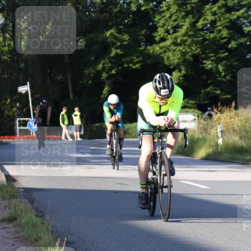 25.08.2024 - Elbe Triathlon Hamburg Fuchs,  Jonas http://msf.ph/oto/6845795 25.08.2024 09:07:19 Radfahren 190, 48, 308 meine-sportfotos.de