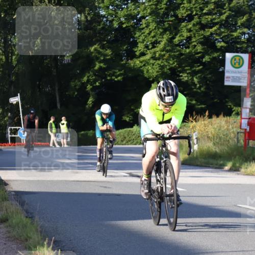 25.08.2024 - Elbe Triathlon Hamburg Fuchs,  Jonas http://msf.ph/oto/6845800 25.08.2024 09:07:19 Radfahren 190, 48, 308 meine-sportfotos.de