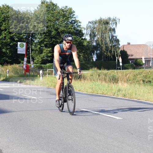 25.08.2024 - Elbe Triathlon Hamburg Fuchs,  Jonas http://msf.ph/oto/6845878 25.08.2024 09:07:24 Radfahren 190, 48, 308, 203, 100, 298, 159 meine-sportfotos.de