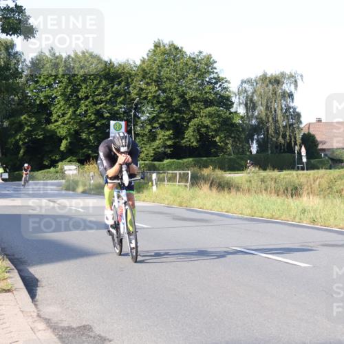 25.08.2024 - Elbe Triathlon Hamburg Fuchs,  Jonas http://msf.ph/oto/6846132 25.08.2024 09:07:41 Radfahren 99, 37, 39, 89 meine-sportfotos.de