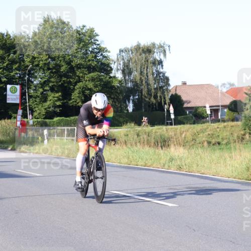 25.08.2024 - Elbe Triathlon Hamburg Fuchs,  Jonas http://msf.ph/oto/6846172 25.08.2024 09:07:47 Radfahren 37, 39, 89, 188, 197, 81 meine-sportfotos.de