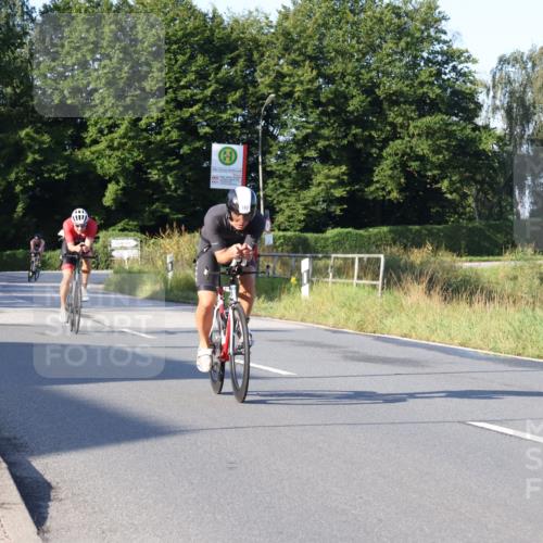 25.08.2024 - Elbe Triathlon Hamburg Fuchs,  Jonas http://msf.ph/oto/6846219 25.08.2024 09:07:51 Radfahren 39, 89, 188, 197, 81, 294, 92 meine-sportfotos.de