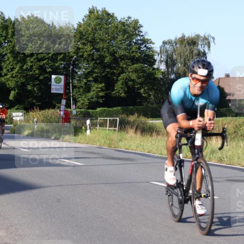 25.08.2024 - Elbe Triathlon Hamburg Fuchs,  Jonas http://msf.ph/oto/6846334 25.08.2024 09:08:02 Radfahren 92, 169, 180, 311, 34 meine-sportfotos.de