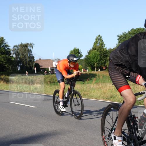 25.08.2024 - Elbe Triathlon Hamburg Fuchs,  Jonas http://msf.ph/oto/6846360 25.08.2024 09:08:04 Radfahren 169, 180, 311, 34, 167 meine-sportfotos.de