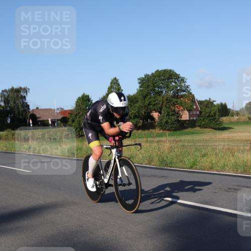 25.08.2024 - Elbe Triathlon Hamburg Fuchs,  Jonas http://msf.ph/oto/6846480 25.08.2024 09:08:12 Radfahren 34, 167, 274, 204, 275, 236 meine-sportfotos.de