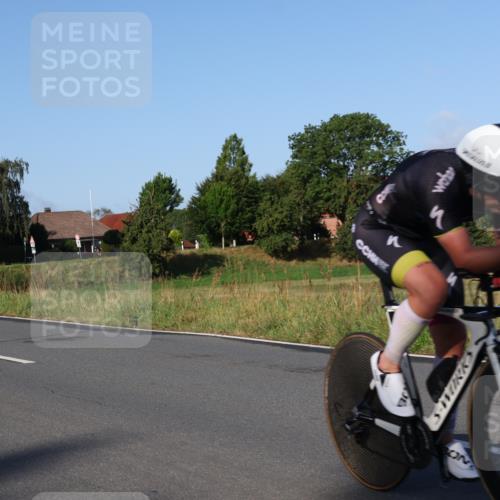 25.08.2024 - Elbe Triathlon Hamburg Fuchs,  Jonas http://msf.ph/oto/6846487 25.08.2024 09:08:13 Radfahren 167, 274, 204, 275, 236 meine-sportfotos.de