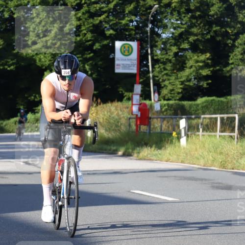 25.08.2024 - Elbe Triathlon Hamburg Fuchs,  Jonas http://msf.ph/oto/6846521 25.08.2024 09:08:15 Radfahren 167, 274, 204, 275, 236, 42, 153 meine-sportfotos.de