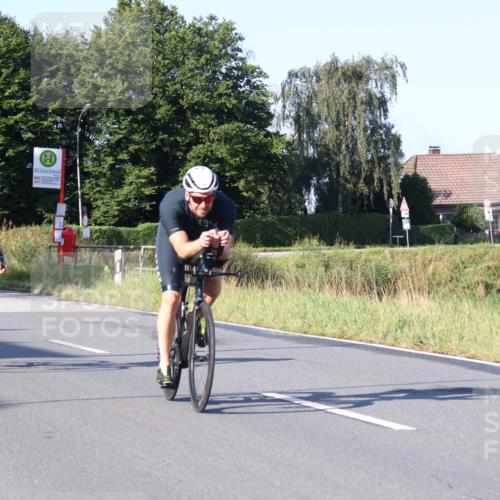 25.08.2024 - Elbe Triathlon Hamburg Fuchs,  Jonas http://msf.ph/oto/6846557 25.08.2024 09:08:16 Radfahren 167, 274, 204, 275, 236, 42, 153 meine-sportfotos.de