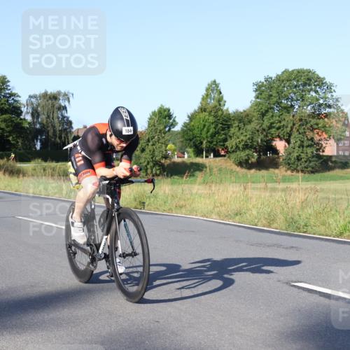 25.08.2024 - Elbe Triathlon Hamburg Fuchs,  Jonas http://msf.ph/oto/6846742 25.08.2024 09:08:35 Radfahren 184, 174, 75 meine-sportfotos.de
