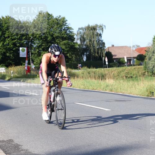 25.08.2024 - Elbe Triathlon Hamburg Fuchs,  Jonas http://msf.ph/oto/6846768 25.08.2024 09:08:38 Radfahren 184, 174, 75, 117, 91 meine-sportfotos.de