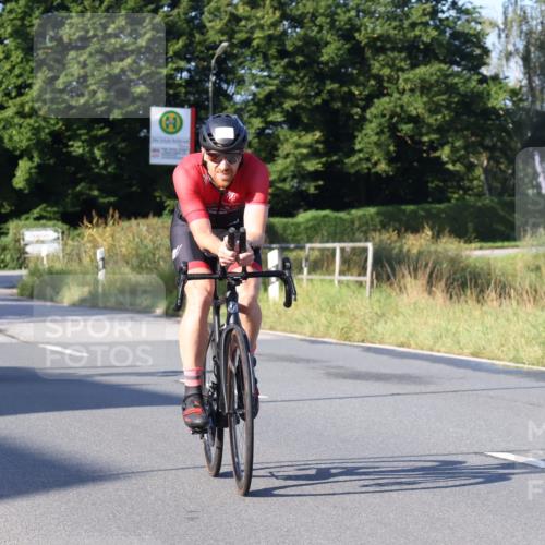 25.08.2024 - Elbe Triathlon Hamburg Fuchs,  Jonas http://msf.ph/oto/6846786 25.08.2024 09:08:40 Radfahren 184, 174, 75, 117, 91, 211 meine-sportfotos.de