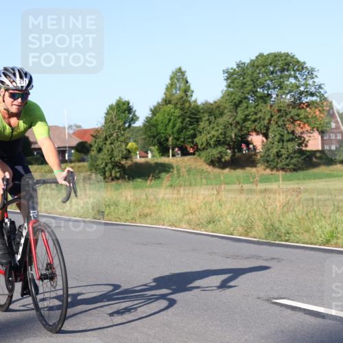 25.08.2024 - Elbe Triathlon Hamburg Fuchs,  Jonas http://msf.ph/oto/6846883 25.08.2024 09:08:46 Radfahren 75, 117, 91, 211, 205, 266, 179, 208 meine-sportfotos.de