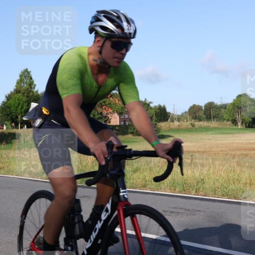 25.08.2024 - Elbe Triathlon Hamburg Fuchs,  Jonas http://msf.ph/oto/6846894 25.08.2024 09:08:47 Radfahren 117, 91, 211, 205, 266, 179, 208 meine-sportfotos.de