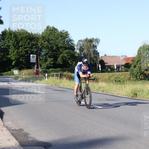 25.08.2024 - Elbe Triathlon Hamburg Fuchs,  Jonas http://msf.ph/oto/6846936 25.08.2024 09:08:49 Radfahren 91, 211, 205, 266, 179, 208, 110, 283 meine-sportfotos.de