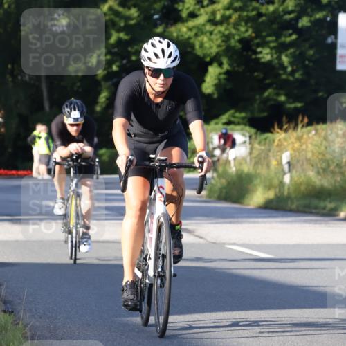 25.08.2024 - Elbe Triathlon Hamburg Fuchs,  Jonas http://msf.ph/oto/6846998 25.08.2024 09:08:54 Radfahren 205, 266, 179, 208, 110, 283, 84, 56 meine-sportfotos.de